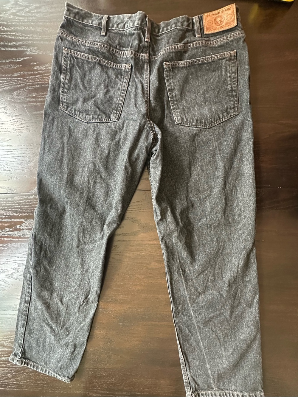 Eddie Bauer Classic Fit Black Denim Jeans 38x30 Straight Leg - Picture 7 of 11